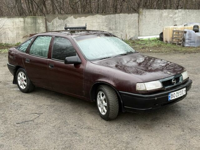 Красный Опель Вектра, объемом двигателя 1.8 л и пробегом 555 тыс. км за 775 $, фото 2 на Automoto.ua