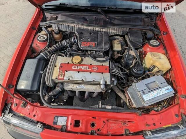 Красный Опель Вектра, объемом двигателя 2 л и пробегом 290 тыс. км за 2800 $, фото 25 на Automoto.ua