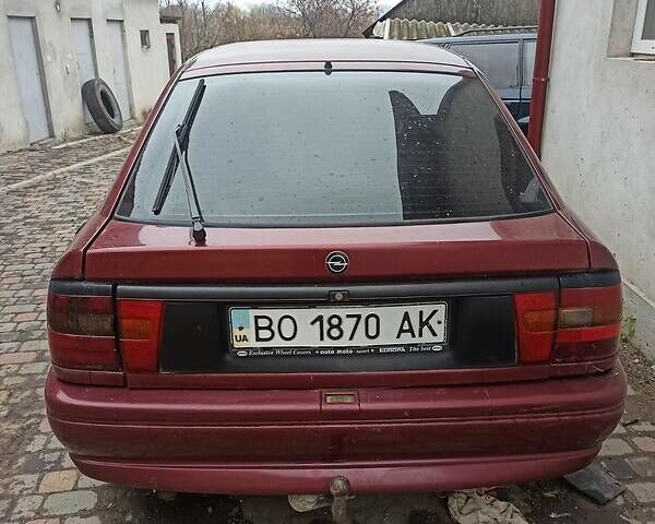 Красный Опель Вектра, объемом двигателя 2 л и пробегом 402 тыс. км за 1000 $, фото 3 на Automoto.ua