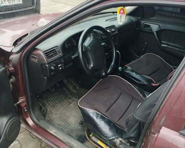 Червоний Опель Вектра, об'ємом двигуна 1.8 л та пробігом 200 тис. км за 1350 $, фото 4 на Automoto.ua