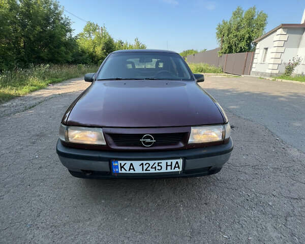Красный Опель Вектра, объемом двигателя 2 л и пробегом 371 тыс. км за 2299 $, фото 6 на Automoto.ua