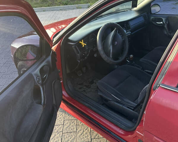 Опель Вектра 2000 в Львове на Automoto.ua Красный Опель Вектра, объемом двигателя 2 л и пробегом 387 тыс. км за 2200 $, фото 14 на Automoto.ua
