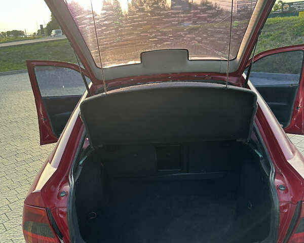 Опель Вектра 2000 в Львове на Automoto.ua Красный Опель Вектра, объемом двигателя 2 л и пробегом 387 тыс. км за 2200 $, фото 16 на Automoto.ua