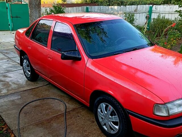 Опель Вектра, объемом двигателя 1.6 л и пробегом 0 тыс. км за 1750 $, фото 5 на Automoto.ua