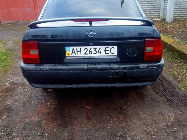 Опель Вектра, объемом двигателя 20 л и пробегом 0 тыс. км за 1350 $, фото 3 на Automoto.ua