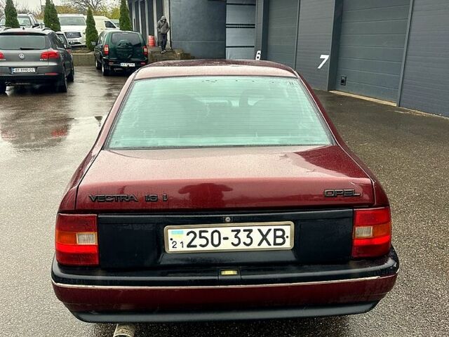 Опель Вектра, объемом двигателя 1.6 л и пробегом 163 тыс. км за 1800 $, фото 4 на Automoto.ua
