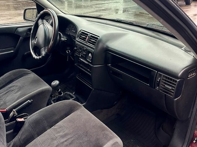 Опель Вектра, объемом двигателя 1.6 л и пробегом 163 тыс. км за 1800 $, фото 9 на Automoto.ua