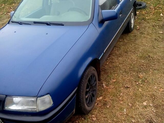 Опель Вектра, объемом двигателя 1.6 л и пробегом 200 тыс. км за 750 $, фото 4 на Automoto.ua