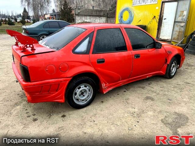 Опель Вектра, об'ємом двигуна 20 л та пробігом 250 тис. км за 1100 $, фото 2 на Automoto.ua