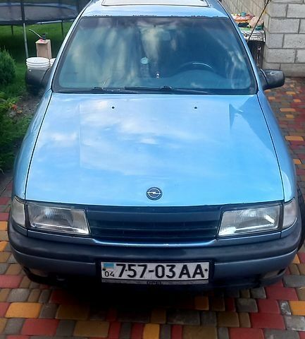 Опель Вектра, объемом двигателя 2 л и пробегом 250 тыс. км за 1200 $, фото 10 на Automoto.ua
