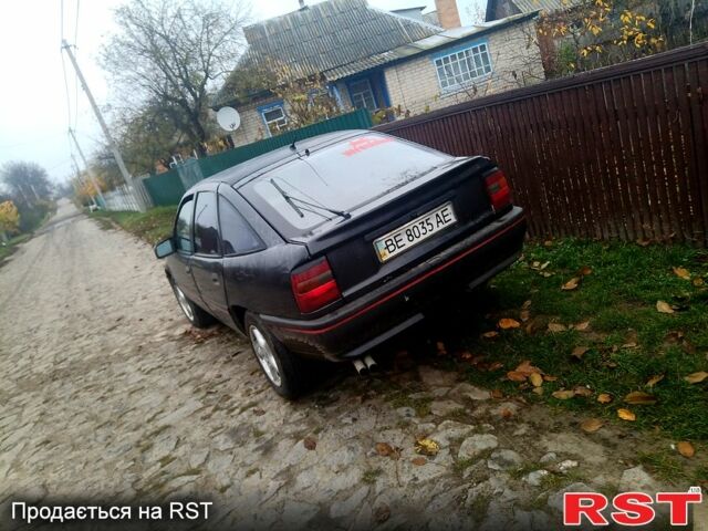 Опель Вектра, объемом двигателя 2 л и пробегом 208 тыс. км за 1500 $, фото 3 на Automoto.ua