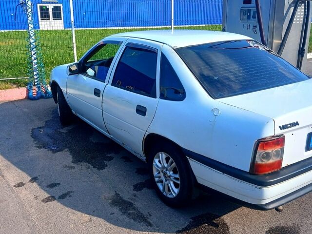 Опель Вектра, объемом двигателя 2 л и пробегом 0 тыс. км за 1300 $, фото 2 на Automoto.ua