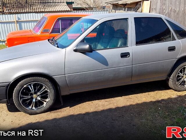 Опель Вектра, объемом двигателя 16 л и пробегом 0 тыс. км за 1400 $, фото 1 на Automoto.ua