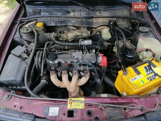 Опель Вектра, объемом двигателя 2 л и пробегом 290 тыс. км за 1000 $, фото 10 на Automoto.ua