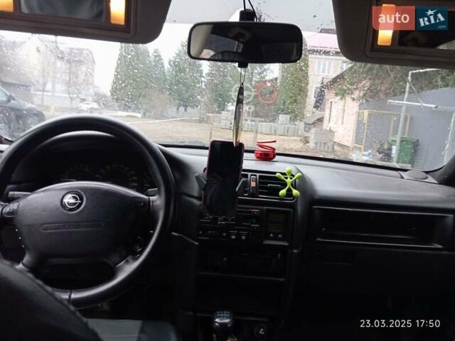 Опель Вектра, об'ємом двигуна 1.6 л та пробігом 130 тис. км за 2700 $, фото 15 на Automoto.ua