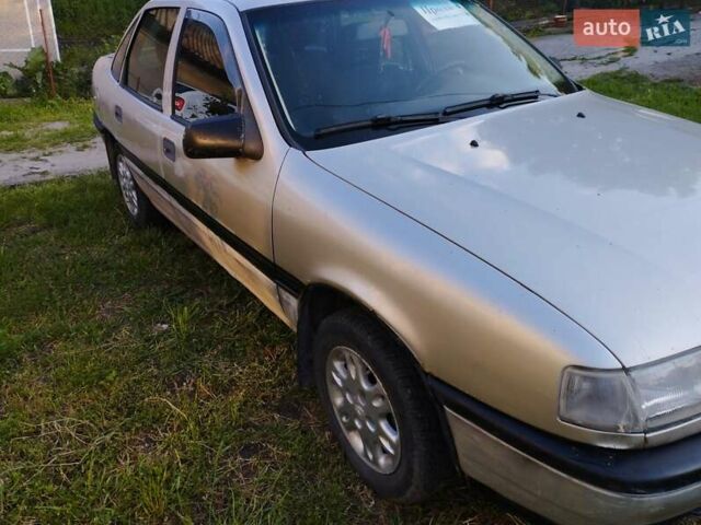Опель Вектра, объемом двигателя 2 л и пробегом 10 тыс. км за 850 $, фото 7 на Automoto.ua