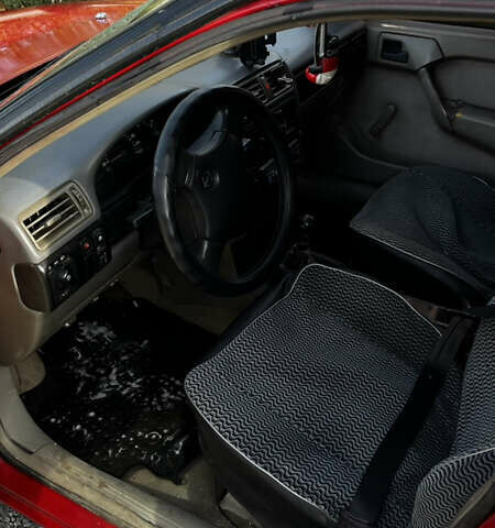 Опель Вектра, об'ємом двигуна 1.8 л та пробігом 300 тис. км за 1100 $, фото 4 на Automoto.ua