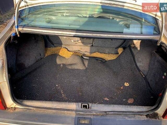 Опель Вектра, объемом двигателя 2 л и пробегом 300 тыс. км за 1000 $, фото 5 на Automoto.ua