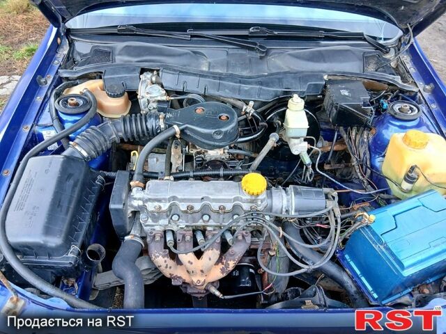 Опель Вектра, объемом двигателя 1.6 л и пробегом 320 тыс. км за 1599 $, фото 8 на Automoto.ua