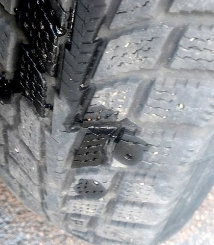 Опель Вектра, объемом двигателя 1.6 л и пробегом 300 тыс. км за 1300 $, фото 2 на Automoto.ua