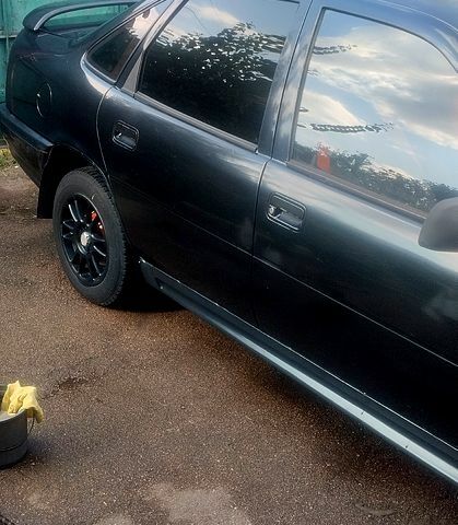 Опель Вектра, объемом двигателя 1.6 л и пробегом 300 тыс. км за 1300 $, фото 4 на Automoto.ua