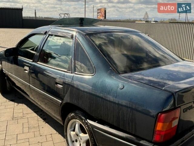 Опель Вектра, объемом двигателя 0 л и пробегом 333 тыс. км за 1100 $, фото 2 на Automoto.ua