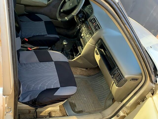 Опель Вектра, об'ємом двигуна 2 л та пробігом 0 тис. км за 1000 $, фото 4 на Automoto.ua