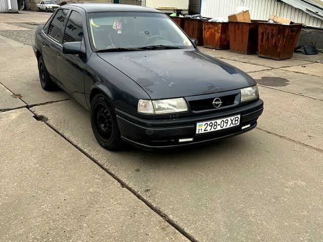 Опель Вектра 1991 в Харькове на Automoto.ua Опель Вектра, объемом двигателя 1.6 л и пробегом 200 тыс. км за 1000 $, фото 1 на Automoto.ua