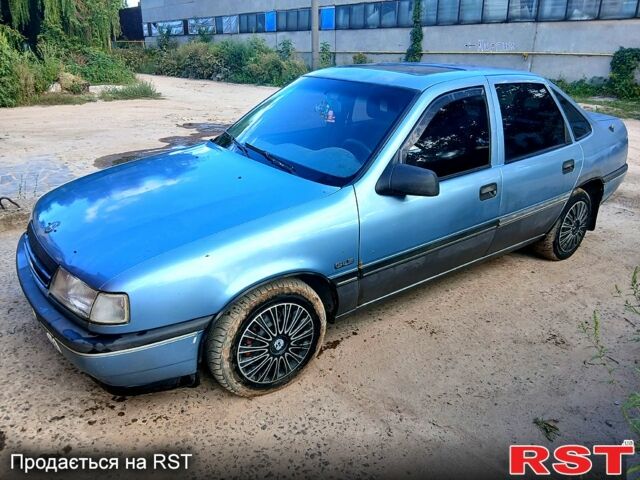 Опель Вектра, объемом двигателя 2 л и пробегом 234 тыс. км за 900 $, фото 4 на Automoto.ua