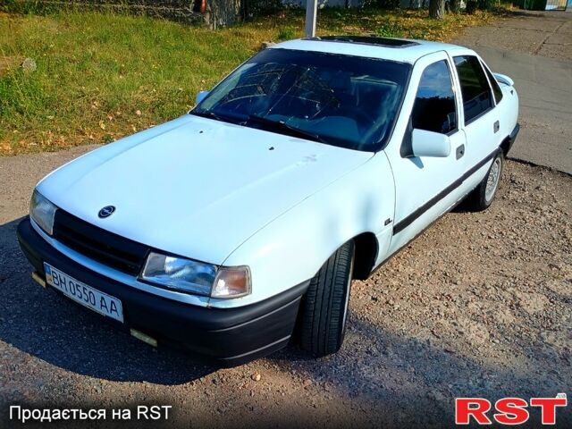 Опель Вектра, об'ємом двигуна 16 л та пробігом 0 тис. км за 1399 $, фото 3 на Automoto.ua