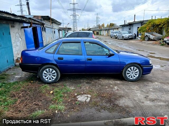 Опель Вектра, объемом двигателя 1.6 л и пробегом 320 тыс. км за 1599 $, фото 7 на Automoto.ua
