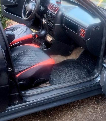 Опель Вектра, объемом двигателя 1.6 л и пробегом 300 тыс. км за 1300 $, фото 5 на Automoto.ua