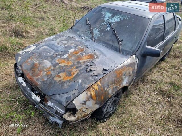 Опель Вектра, об'ємом двигуна 2 л та пробігом 190 тис. км за 300 $, фото 1 на Automoto.ua