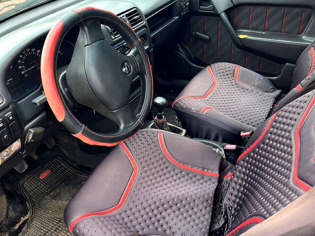 Опель Вектра, объемом двигателя 1.8 л и пробегом 270 тыс. км за 1900 $, фото 4 на Automoto.ua