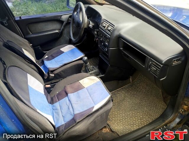 Опель Вектра, объемом двигателя 1.6 л и пробегом 200 тыс. км за 600 $, фото 6 на Automoto.ua
