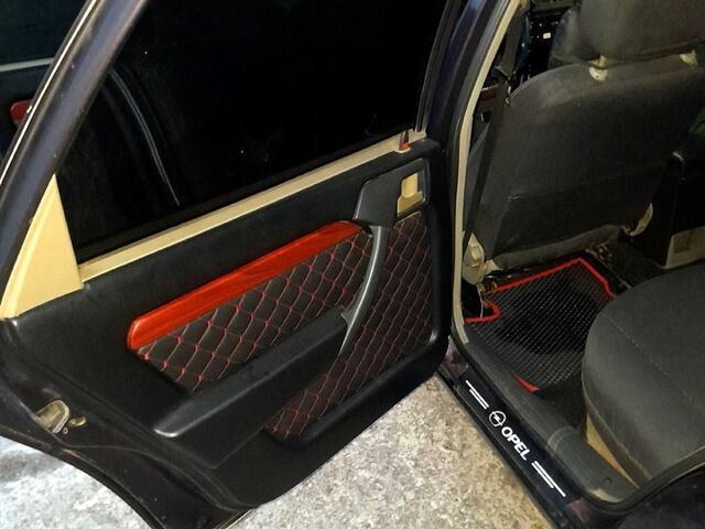 Опель Вектра, объемом двигателя 20 л и пробегом 200 тыс. км за 2100 $, фото 5 на Automoto.ua