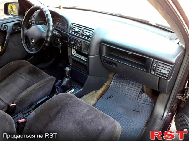 Опель Вектра, объемом двигателя 20 л и пробегом 168 тыс. км за 1270 $, фото 2 на Automoto.ua
