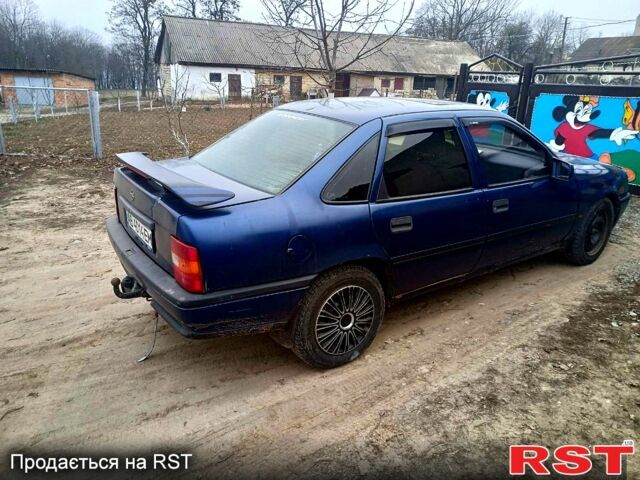 Опель Вектра, объемом двигателя 1.8 л и пробегом 0 тыс. км за 1000 $, фото 1 на Automoto.ua