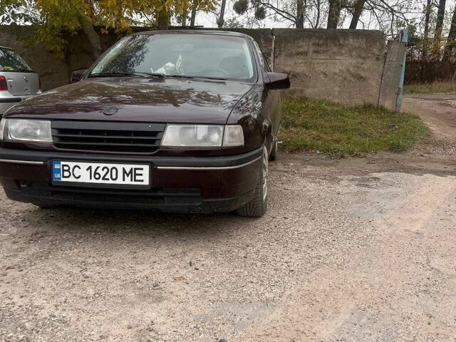 Опель Вектра, объемом двигателя 1.6 л и пробегом 338 тыс. км за 1400 $, фото 2 на Automoto.ua