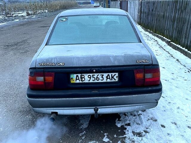 Опель Вектра, объемом двигателя 2.5 л и пробегом 370 тыс. км за 2100 $, фото 2 на Automoto.ua