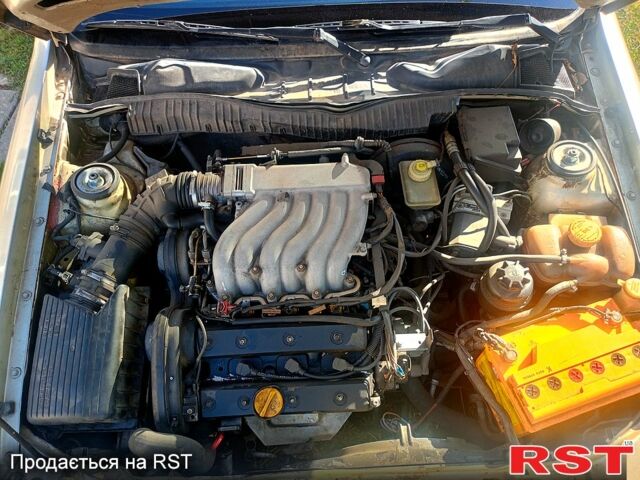 Опель Вектра, об'ємом двигуна 2.5 л та пробігом 266 тис. км за 1400 $, фото 4 на Automoto.ua