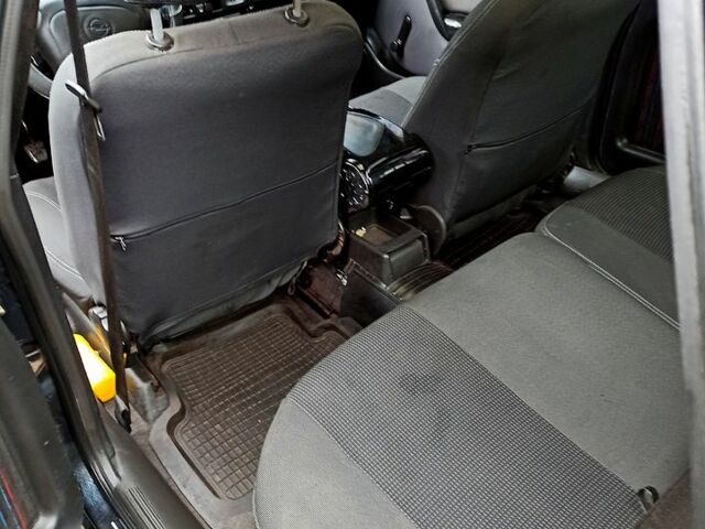 Опель Вектра, объемом двигателя 1.6 л и пробегом 211 тыс. км за 1600 $, фото 6 на Automoto.ua