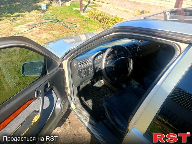 Опель Вектра, об'ємом двигуна 2.5 л та пробігом 266 тис. км за 1400 $, фото 3 на Automoto.ua