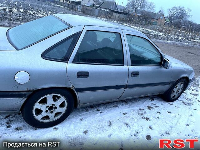 Опель Вектра, объемом двигателя 2.5 л и пробегом 370 тыс. км за 2100 $, фото 3 на Automoto.ua