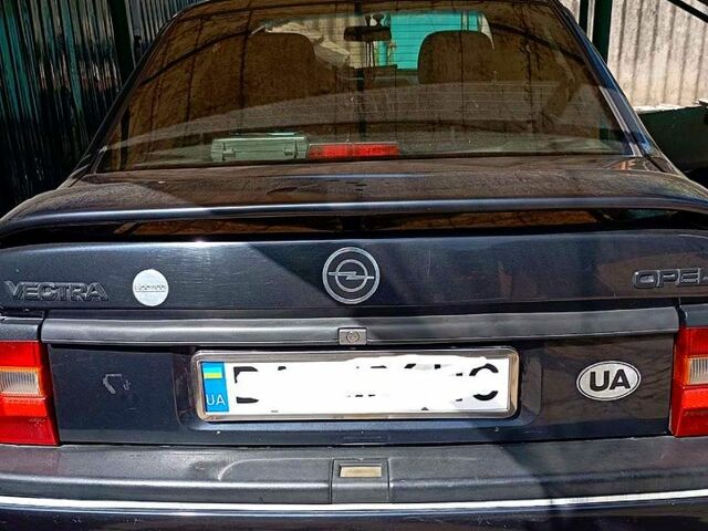 Опель Вектра, объемом двигателя 1.6 л и пробегом 211 тыс. км за 1600 $, фото 1 на Automoto.ua