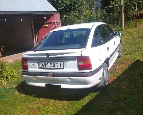 Опель Вектра, объемом двигателя 2 л и пробегом 243 тыс. км за 950 $, фото 3 на Automoto.ua