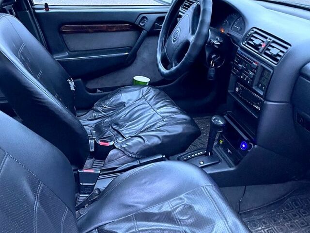 Опель Вектра, объемом двигателя 2.5 л и пробегом 370 тыс. км за 2100 $, фото 5 на Automoto.ua