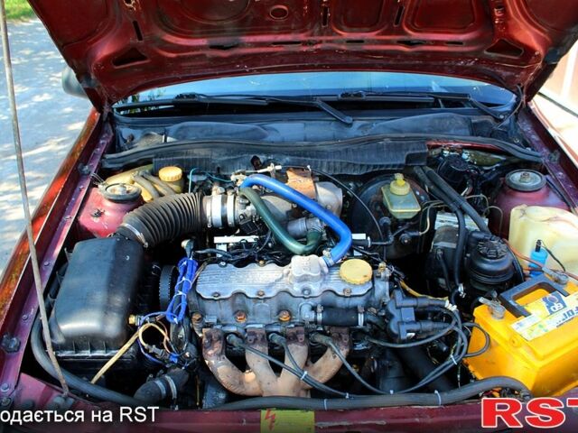 Опель Вектра, объемом двигателя 1.8 л и пробегом 400 тыс. км за 1500 $, фото 3 на Automoto.ua