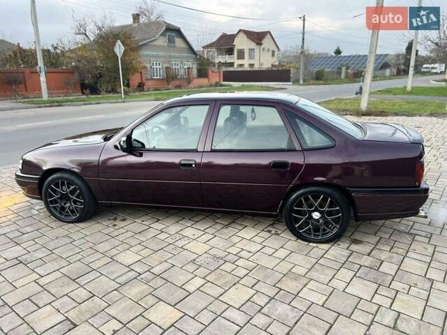 Опель Вектра, объемом двигателя 2.5 л и пробегом 293 тыс. км за 1999 $, фото 9 на Automoto.ua