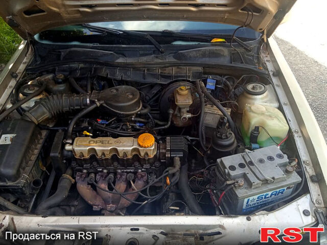 Опель Вектра, объемом двигателя 1.6 л и пробегом 277 тыс. км за 1300 $, фото 3 на Automoto.ua